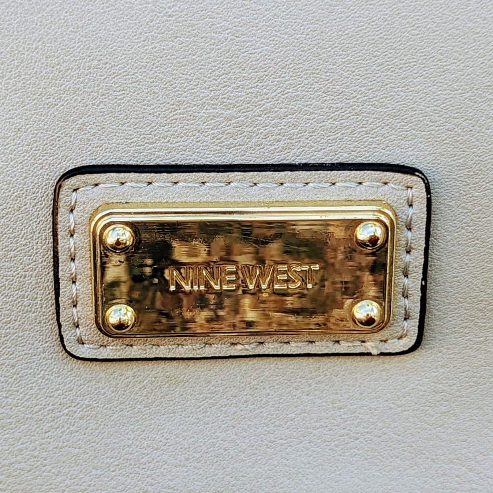 Nine West Handbag - Picture 4 of 6
